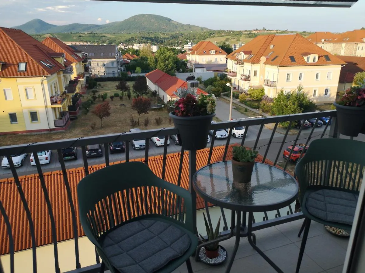 Apartament Orsika Hilltop Apartman Eger Węgry